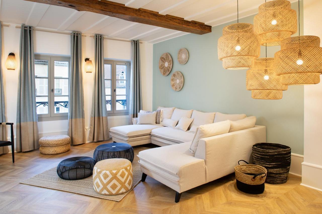 Maison Tillot *
